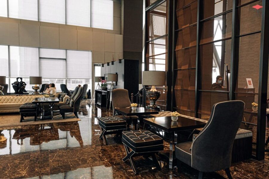 Bangkok: Up & Above Bar Rooftop at The Okura Prestige
