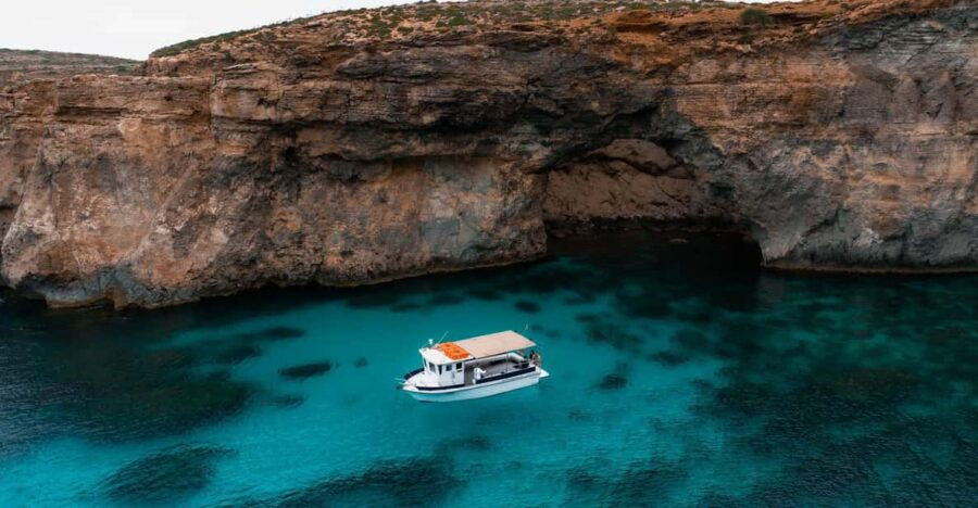 Blue Lagoon, Beaches and Bays Trip in Comino and Malta