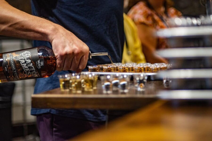 Bootleggers and Bloodshed: Tennessee Whiskey Tasting Tour - Tour Overview