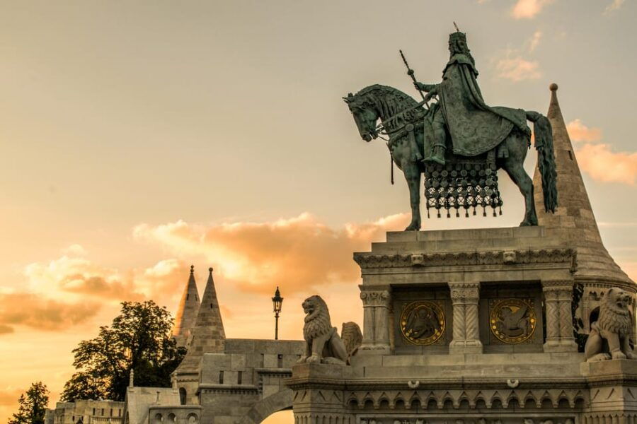 Budapest Exploration for Solo Travelers With Local Companion