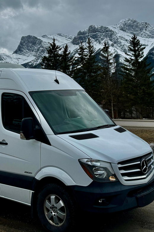 Calgary Airport to Canmore | Private Transfer - Eco-Friendly Travel Options