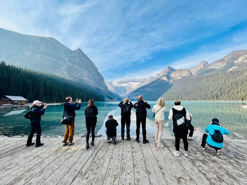 Calgary/Canmore/Banff: Moraine Lake and Lake Louise Day Trip - Itinerary and Experience