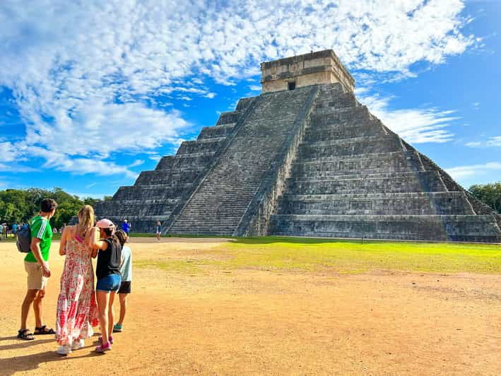 Cancun: Private Chichen Itza Tour, Cenote Swim, & Lunch