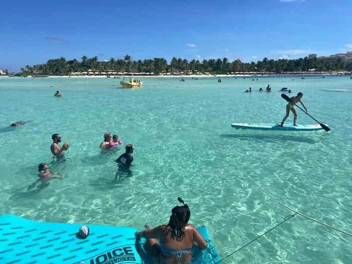 Cancun: Waterslide Party Boat Adventure to Isla Mujeres