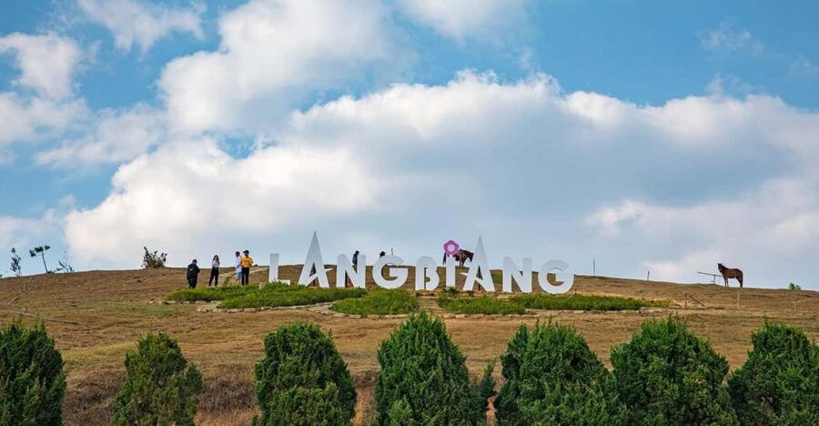 Car Hire & Driver: Liang Biang – Linh Phuoc From Da Lat City