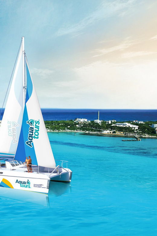 CATAMARAN SWIM ADVENTURE
