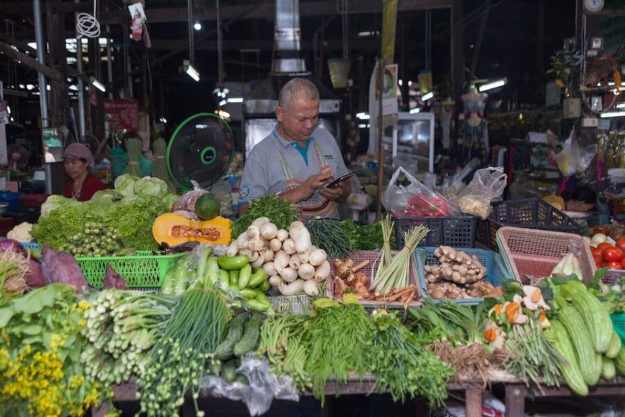 Chaing Mai : Cooking in Organic Farm With a Local Train Trip