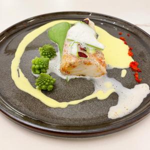 Château De Bernesq - Hotel Overview and Location