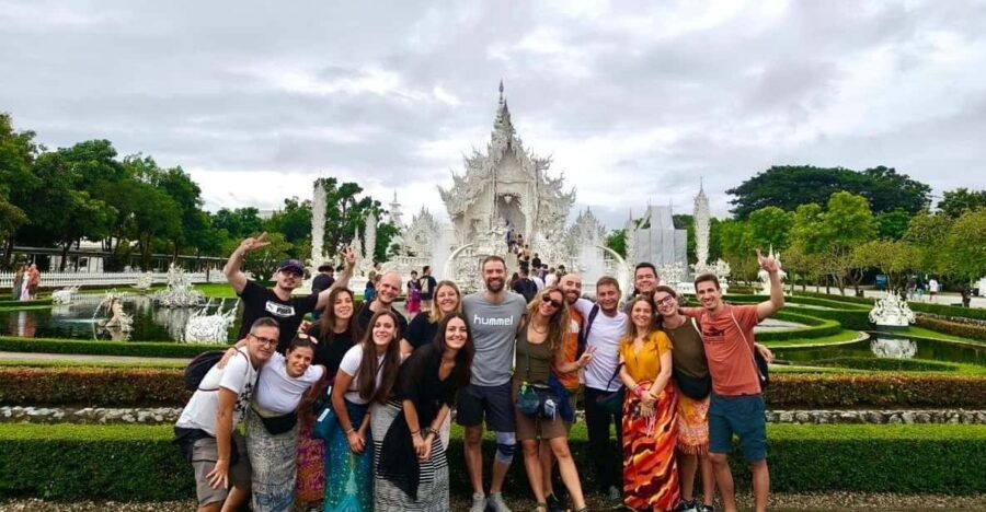 Chiang Rai: Wonderful Temples & Major Sites | Buffet Lunch