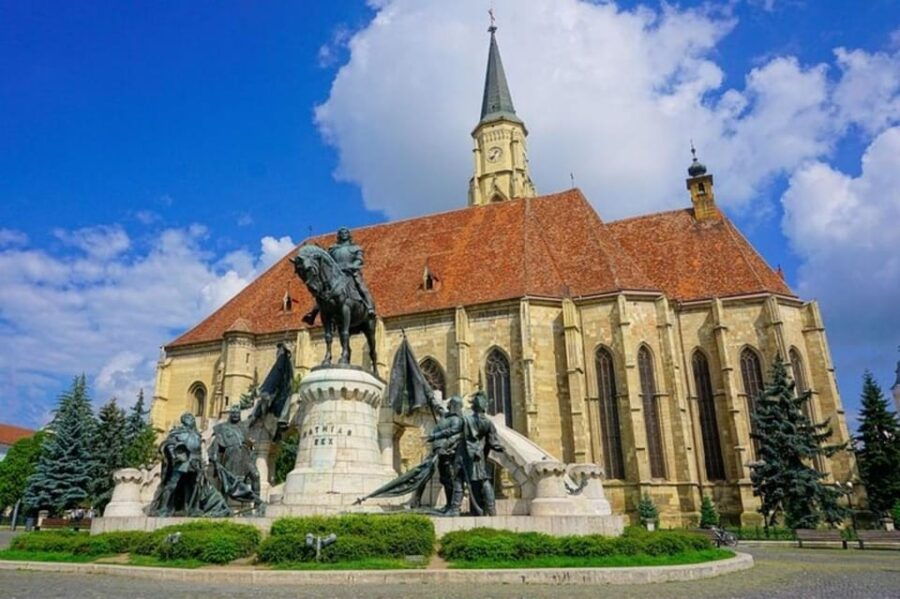 Cluj : Must-See Attractions Walking Tour