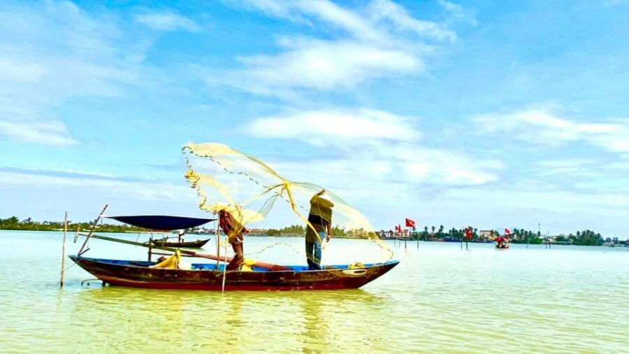 COCONUT JUNGLE BASKET BOAT, LANTERN MAKING From Danang/Họian