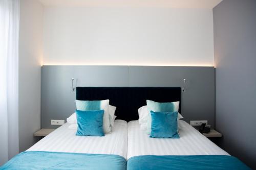 Colmar Hotel - Hotel Overview and Location