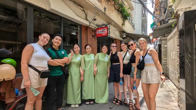 Combo Saigon Highlights Unseen + City I Opt: Female