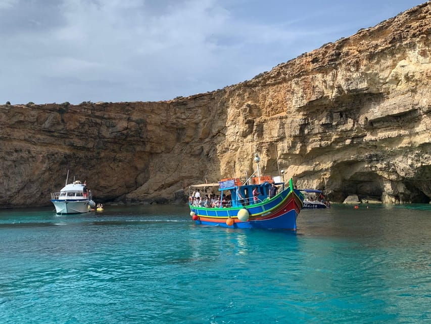 Comino: Private Charter to Crystal & Blue Lagoon & Caves