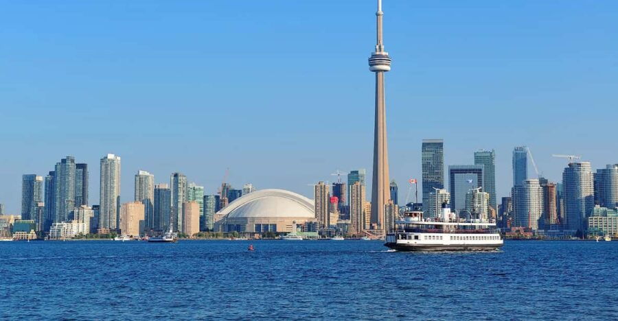 Convenient Bus Transfer Between Hamilton Airport and Toronto - Service Overview