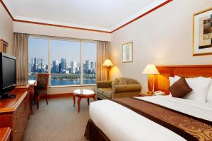 Corniche Hotel Sharjah - Hotel Overview and Location