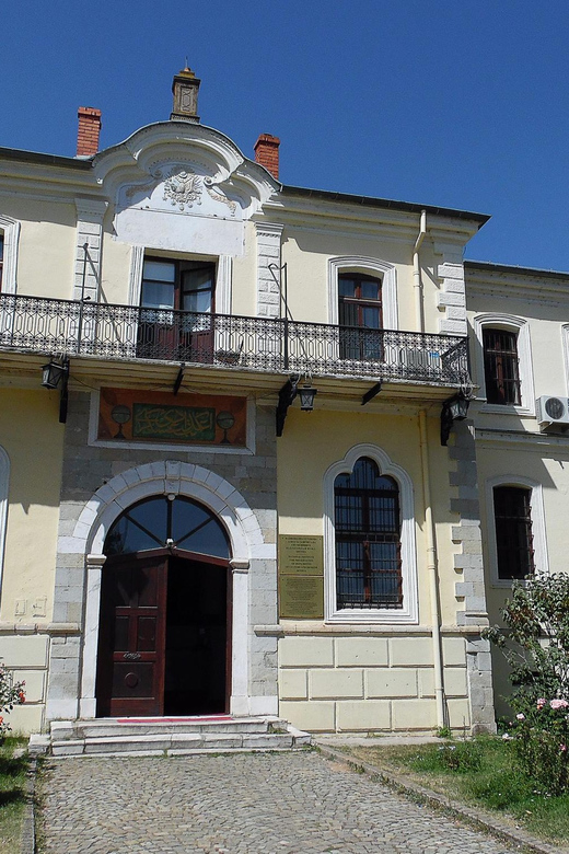 Czech Krumlov Family Discoveries: A Walk Through History - Tour Overview and Pricing