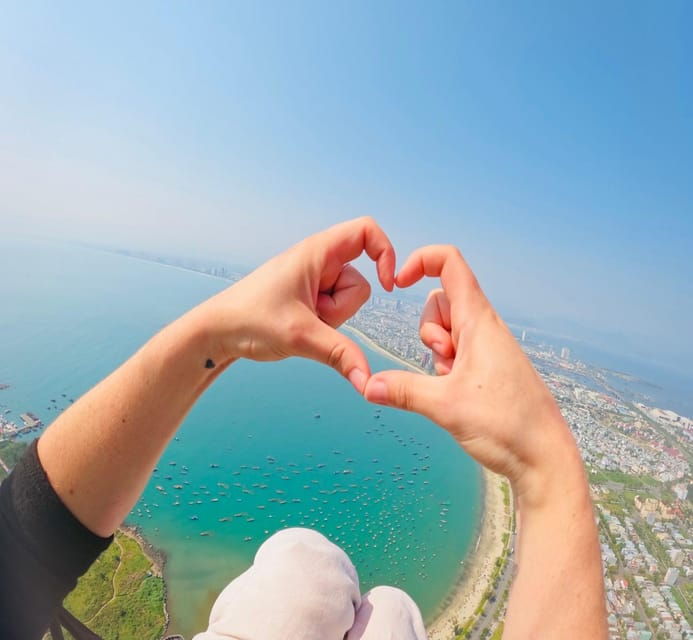Da Nang: Highlights Paragliding Experience
