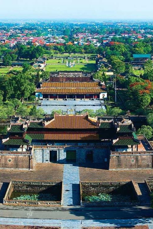 Da Nang: Hue Imperial City Day Tour