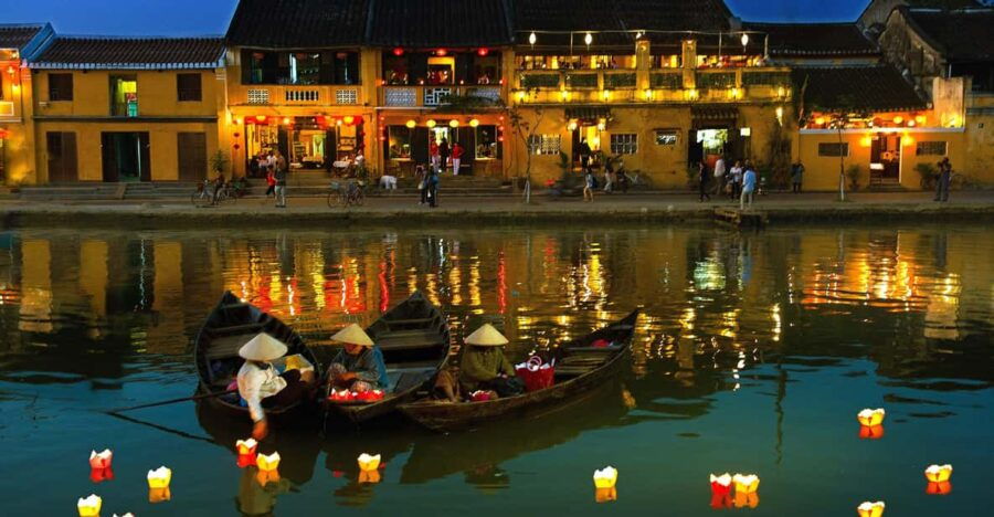 Da Nang: Linh Ung Pagoda, Marble Mountain, and Hoi An Tour