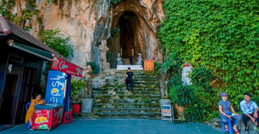 Da Nang: Private Car Rental With Driver for Tours & Transfer