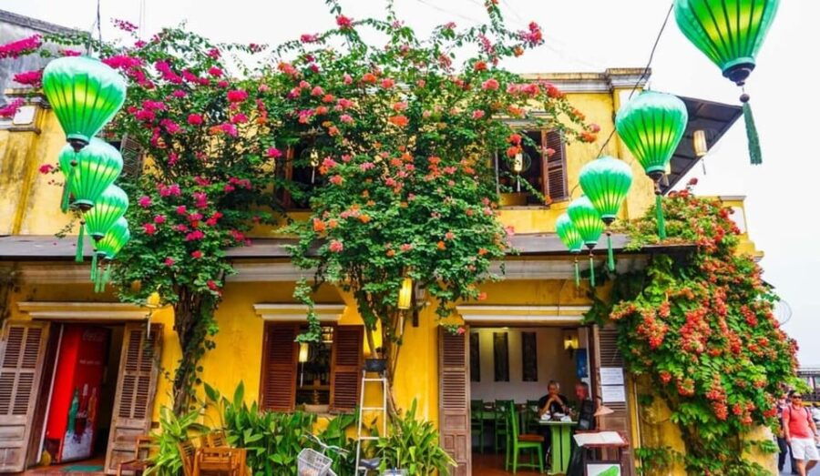 Da Nang: Private Transfer to Hoi An City (round-trip)