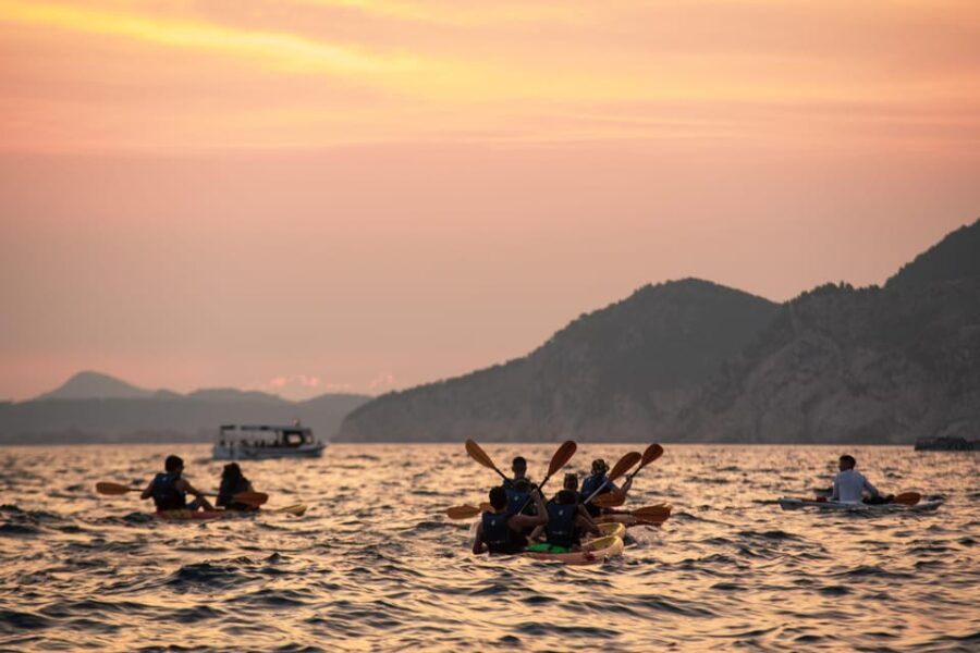 Dubrovnik: Sunset Kayaking and Snorkeling Tour - Tour Overview