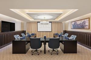 Dukes The Palm, a Royal Hideaway Hotel - Hotel Overview and Location