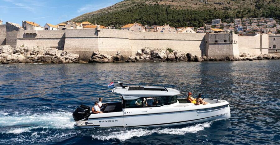 Elaphiti Islands: Private Luxury Boat Tour (Saxdor 320 Gtc)