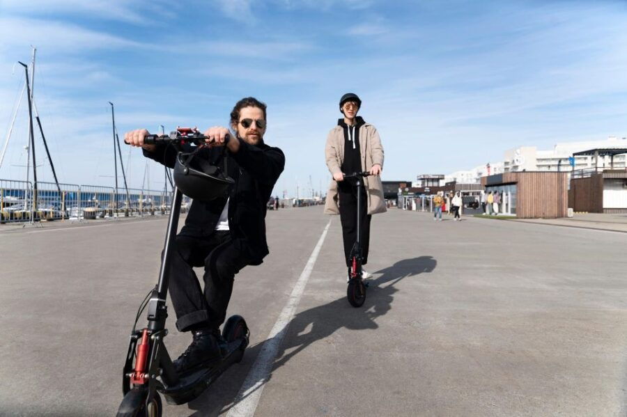 Electric Scooter Tour: Full Tour (Old Town + Shipyard) 2,5h - Tour Highlights and Experience