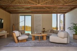 ERTH Abu Dhabi Hotel - Hotel Overview and Location