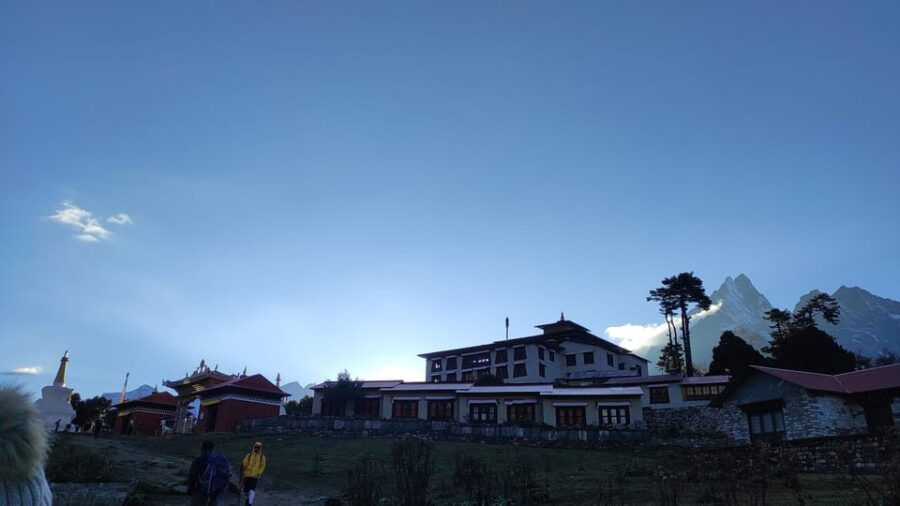 Everest Base Camp Trek : Ultimate Adventure