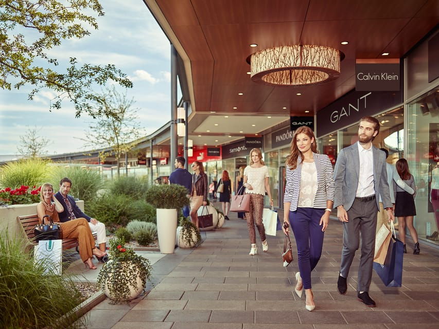 Exclusive Shopping in Fashion Arena Outlet Prague - Overview of Fashion Arena Outlet