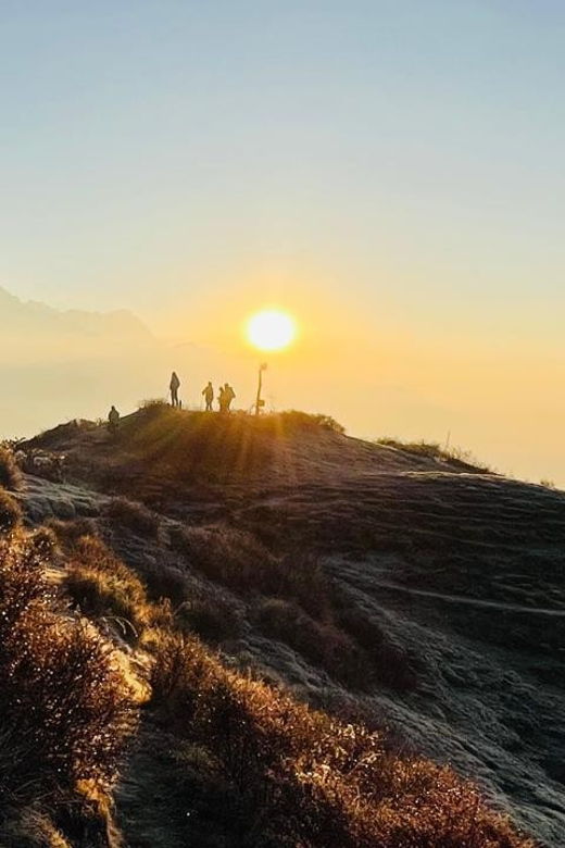 Experience the Magic of Poon Hill: a 4-Day Trek From Pokhara - Trek Overview and Highlights