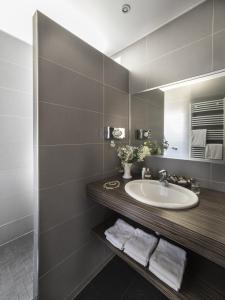 Family Golf Hotel - Hotel Overview and Location