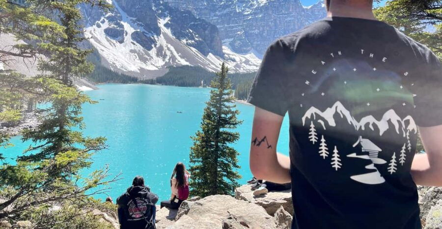 From Banff: Shuttle Service to Moraine Lake and Lake Louise