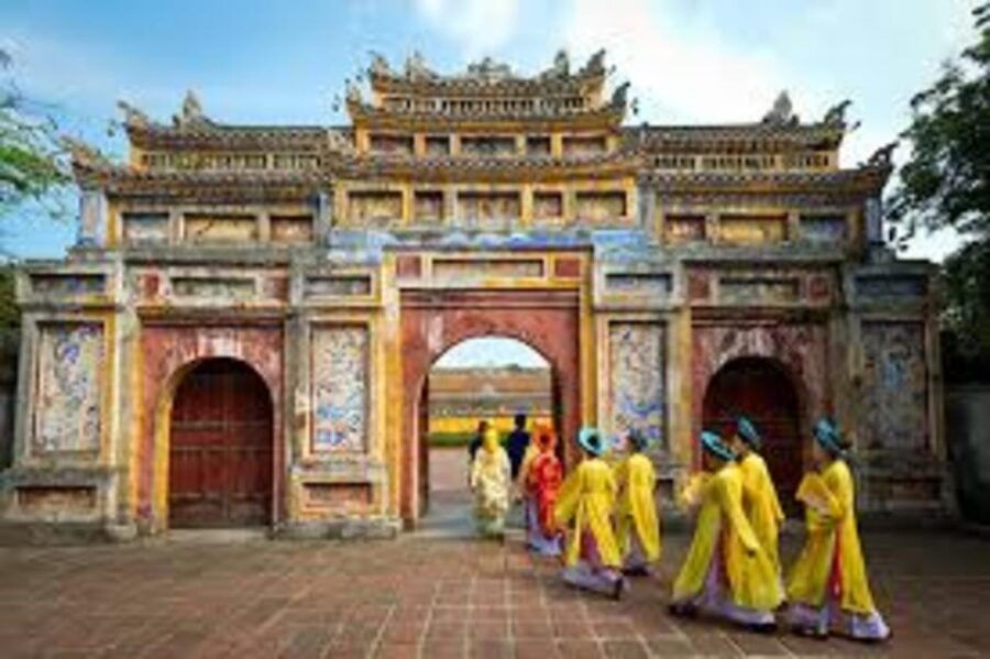 From Da Nang: Imperial City, Hue City Tour