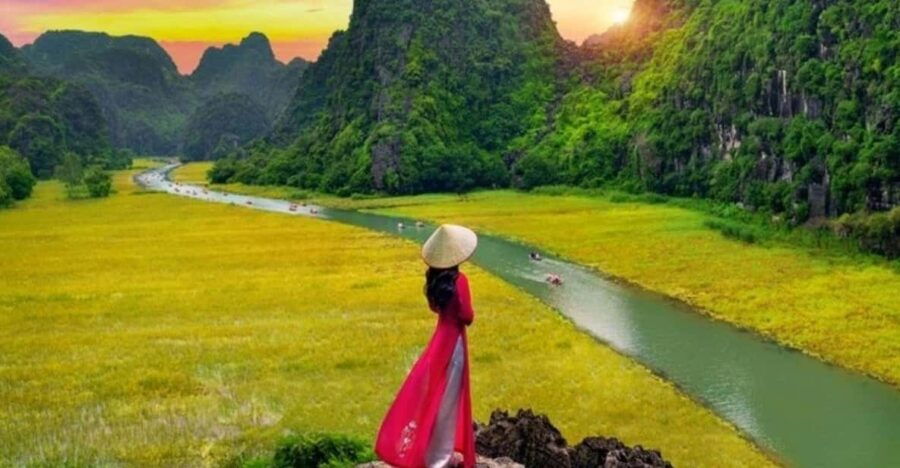 From Hanoi: Hoa Lu- Tam Coc- Mua Cave With Limousine