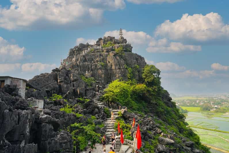 From Hanoi: Hoa Lu-Trang An-Mua Cave/Limousine Bus/Buffet