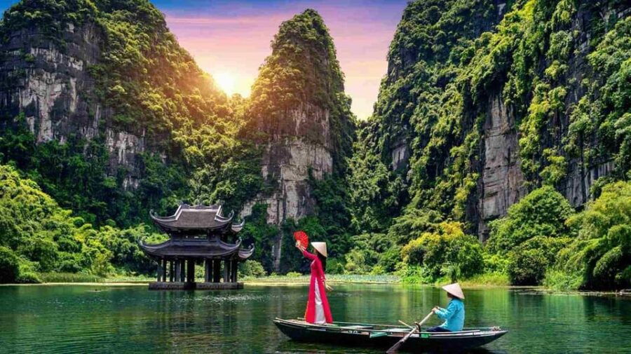 From Hanoi: Ninh Binh Hoa Lu, Tam Coc or Trang An