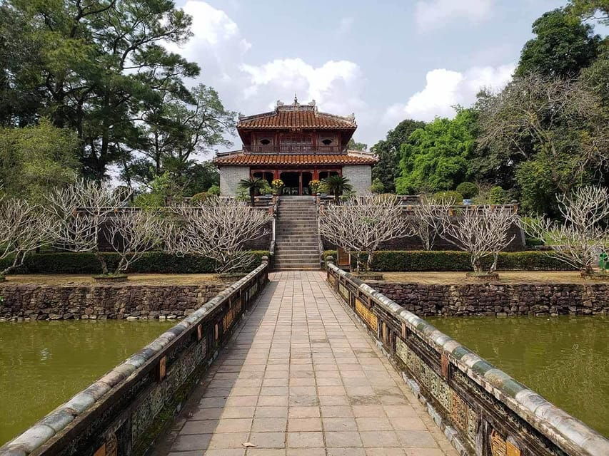 From Hue: HUE DISCOVERY DELUXE SMALL GROUP TOUR