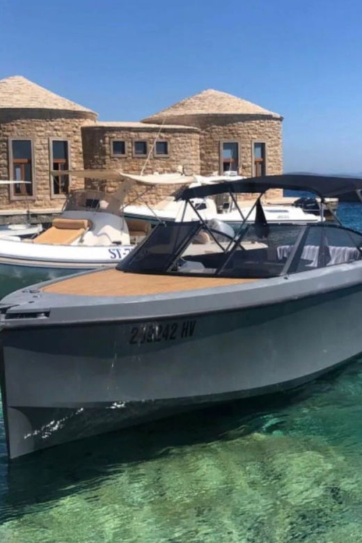 From Hvar: Vis & Pakleni Islands Private Full-Day Boat Tour