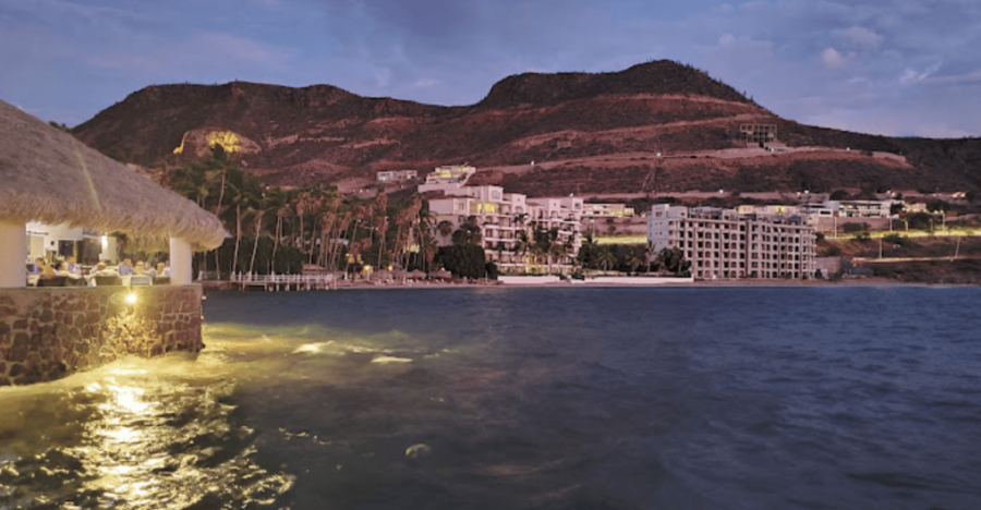 From La Paz: Hotel & Dive Packages: Hotel La Concha