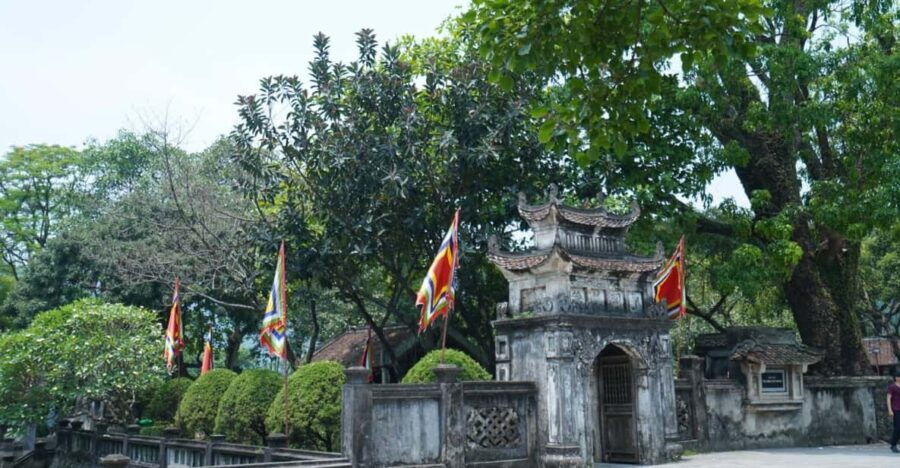 From Ninh Binh: Hoa Lu-Trang An- Mua Cave With Buffet/Guide