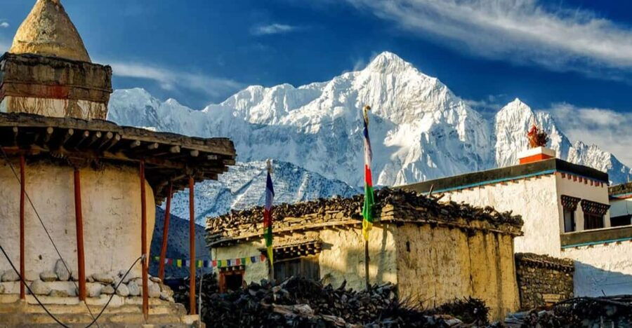 From Pokhara : 4 Day Jomsom , Muktinath Trek & Jeep Tour