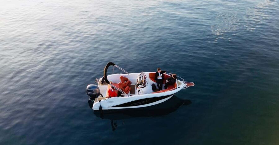 From Split: Blue Cave & 5 Islands Snorkeling Cruise