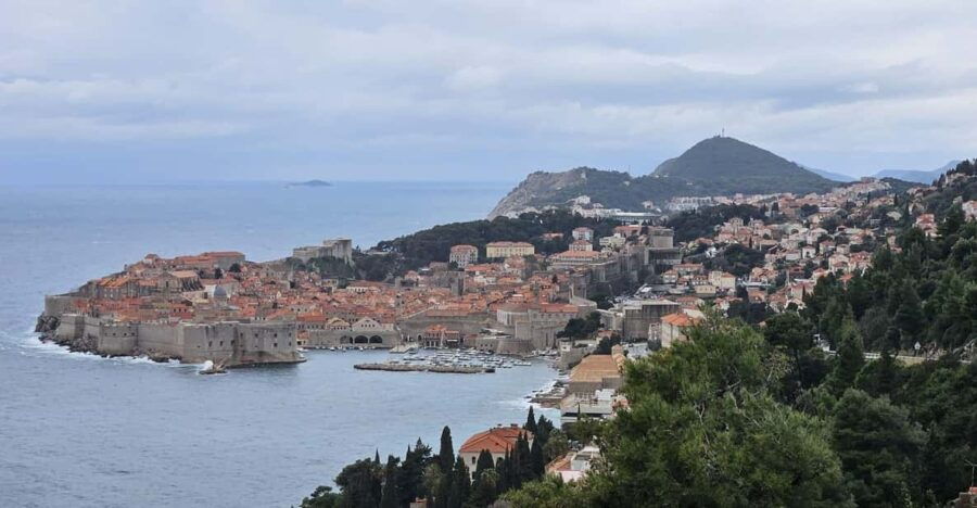 From Split: Dubrovnik Day Trip Incl. Stop in Ston