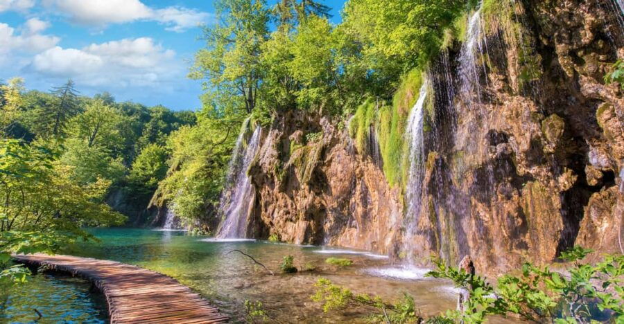 From Split/Trogir: Private Tour to Plitvice Lakes