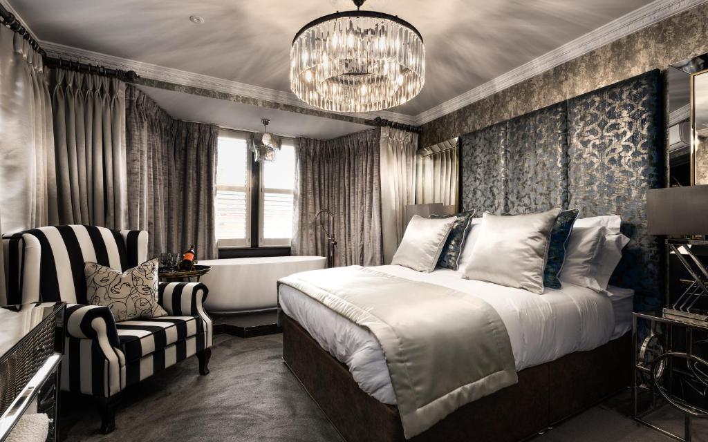 Funky Monk Hotel Review