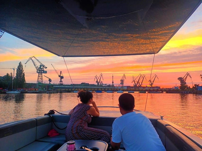 Gdańsk: Motława River Eco Cruise at Sunset With Prosecco - Tour Overview